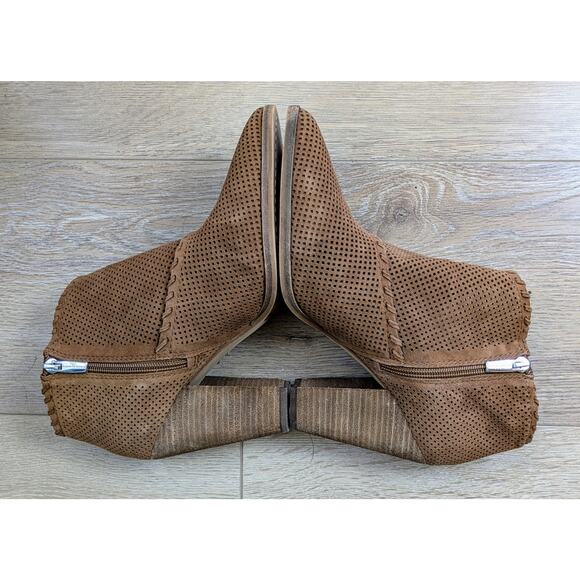 Vince Camuto Lamorna Suede Leather Bootie Sz 10 Brown Pointed Toe Cowgirl 4" - Picture 4 of 11